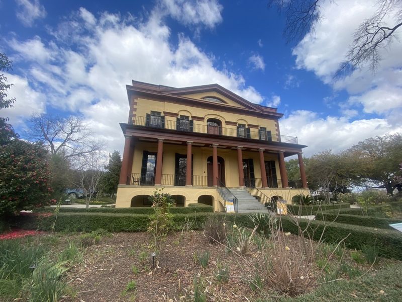 Hampton-Preston House
