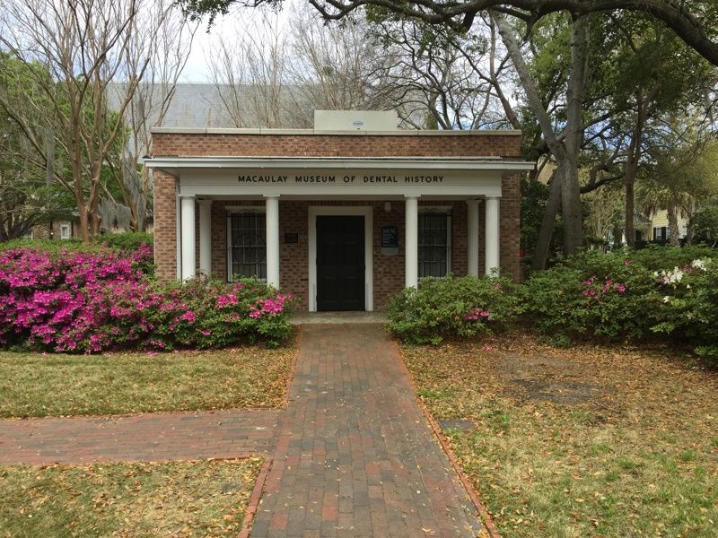 Macaulay Museum of Dental History