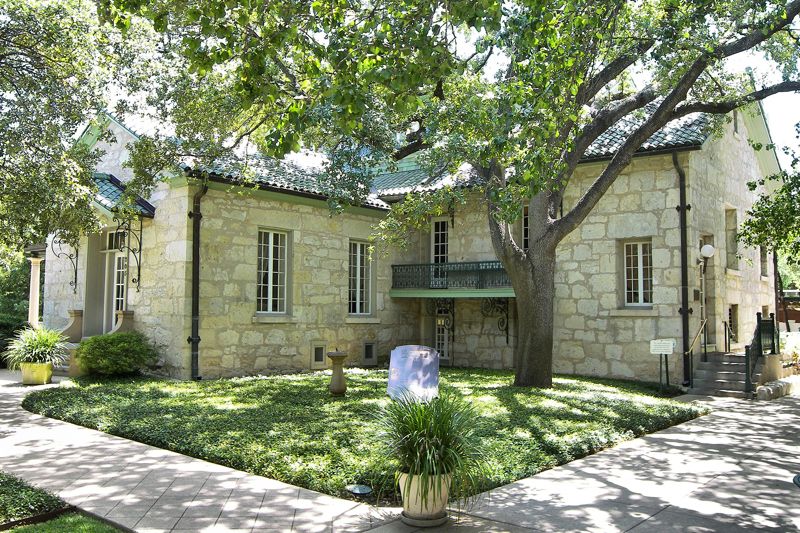The Guenther House
