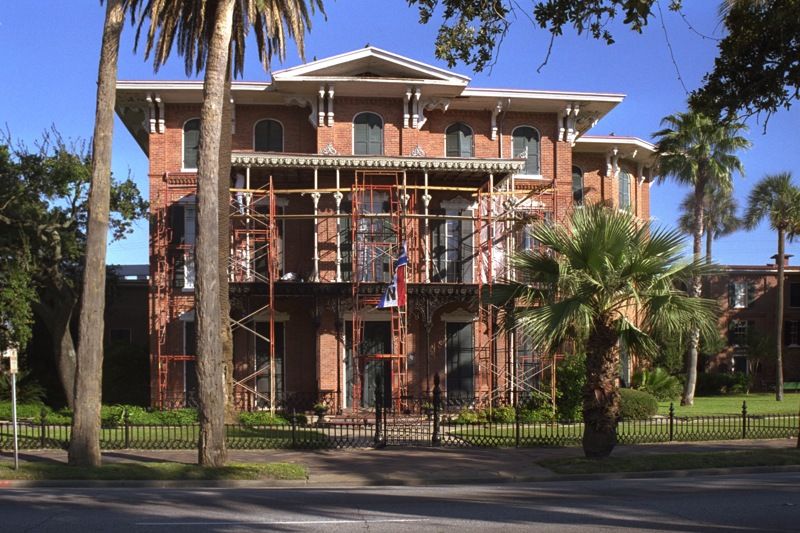 Ashton Villa