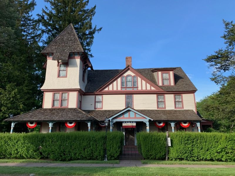 Hicks-Stearns Museum