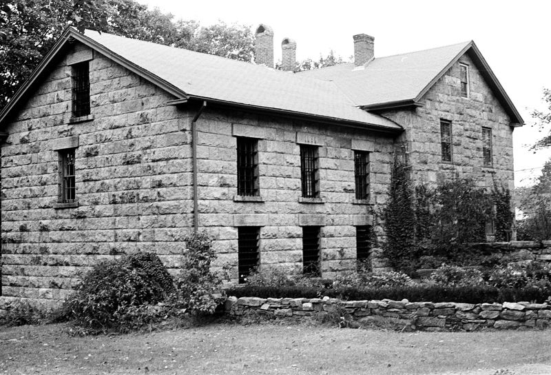 Pettaquamscutt Historical Society Museum