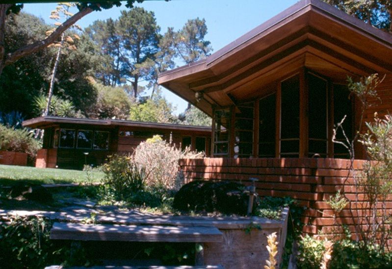 Sydney L. Wright Museum