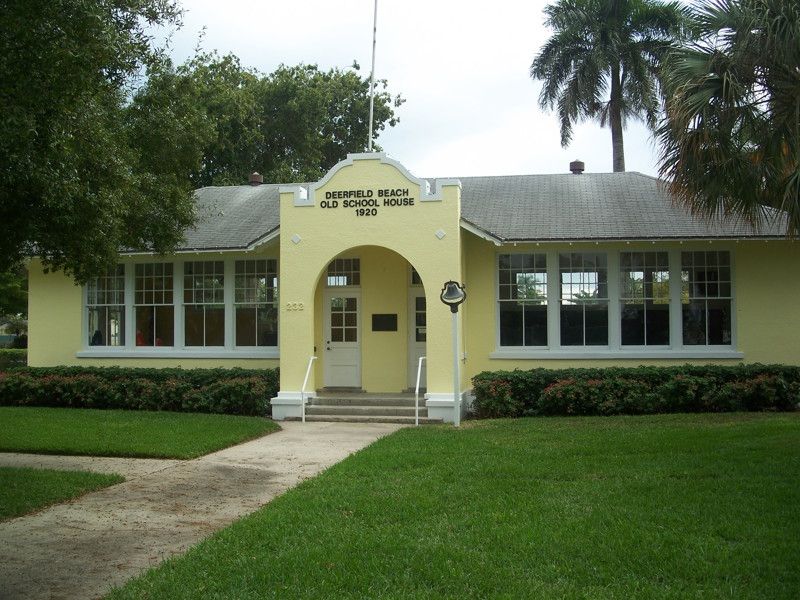 Old Deerfield School
