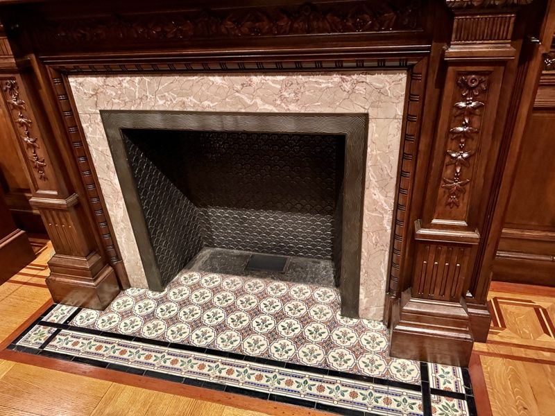 Driehaus Gallery of Stained Glass