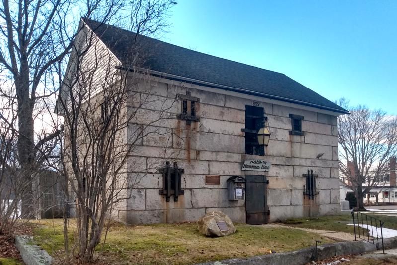 Hamlin Memorial Library and Museum