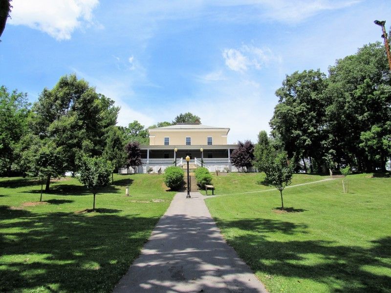 Mansion House Art Center