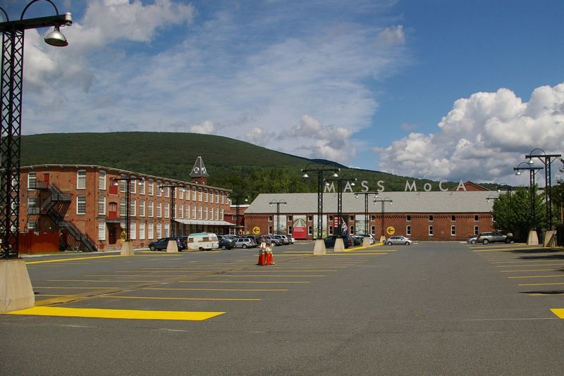 Massachusetts Museum of Contemporary Art