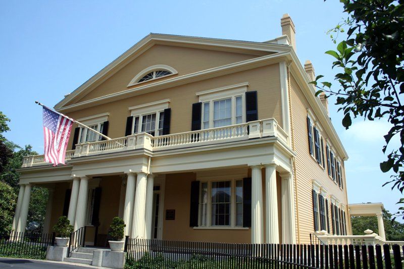 Rotch-Jones-Duff House and Garden Museum