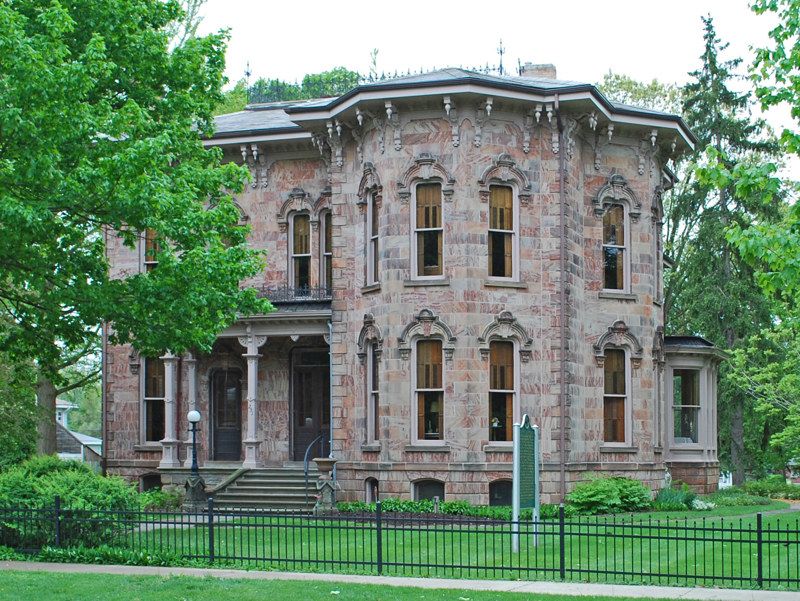 Blanchard House
