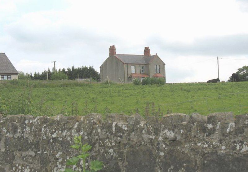Straight Farmhouse