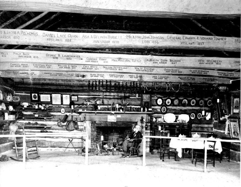 1827 Log Courthouse