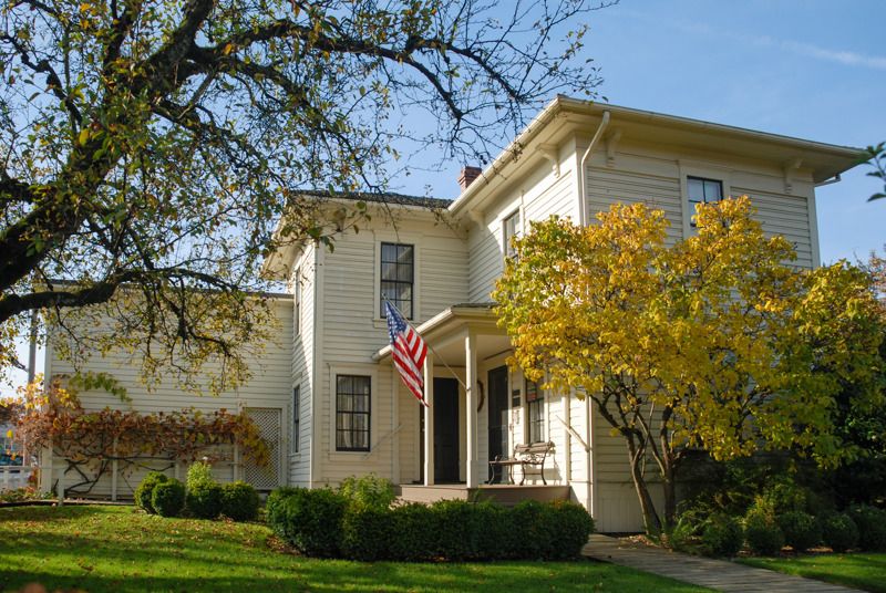 Hoover-Minthorn House Museum