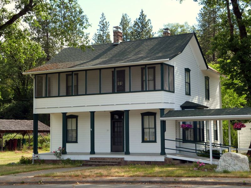 Kerbyville Museum