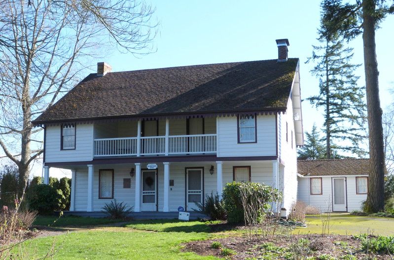 William L. Holmes House at Rose Farm
