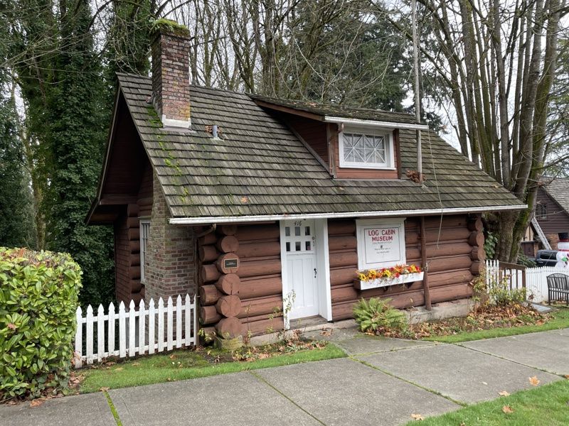 Log Cabin Museum