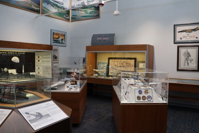 Mitchell Gallery of Flight