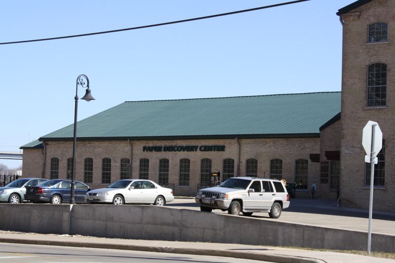 Paper Discovery Center