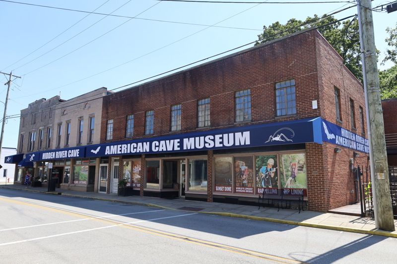 American Cave Museum