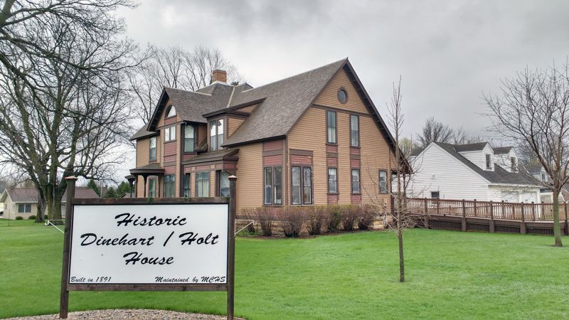 Dinehart-Holt House