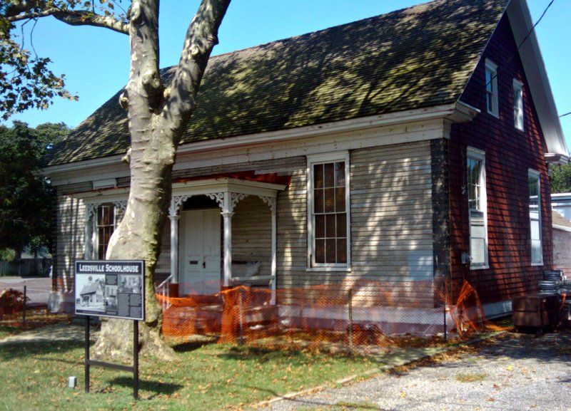 Leedsville School Museum