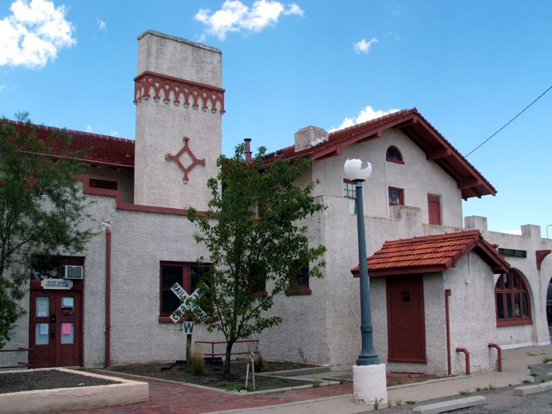 Harvey House Museum