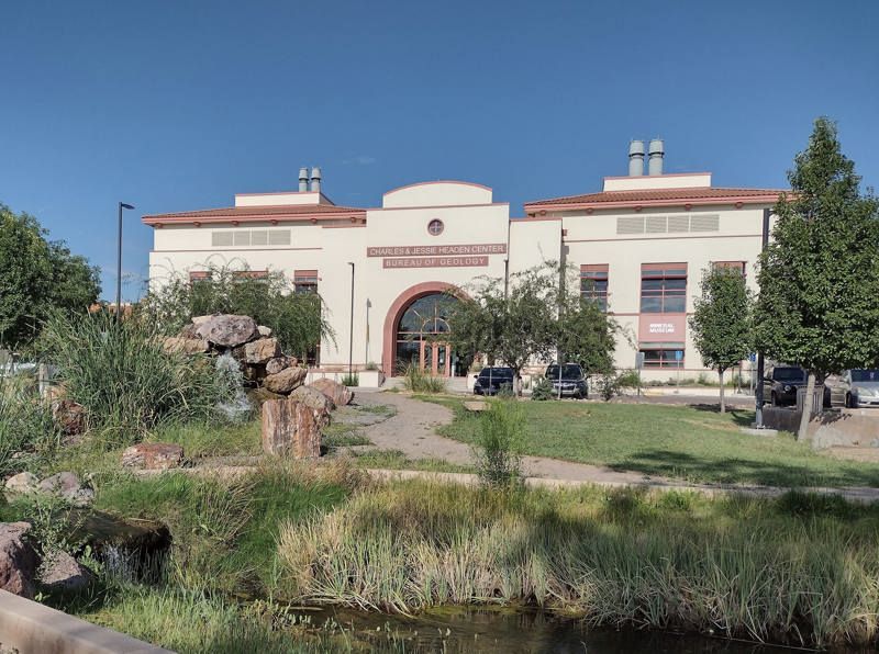 New Mexico Bureau of Geology & Mineral Resources Mineral Museum